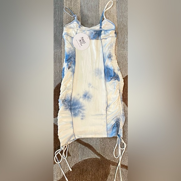 NWT Princess Polly Milan Ruched Bodycon Mini Dress in Blue Tie Dye. - Picture 6 of 11